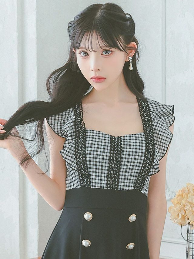 フリル袖風デザインが可愛い♡ギンガムチェックタイトドレス