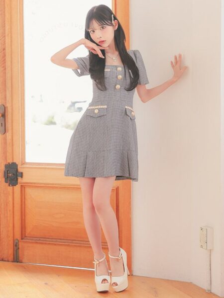 Aラインのミニ丈が可愛い♡