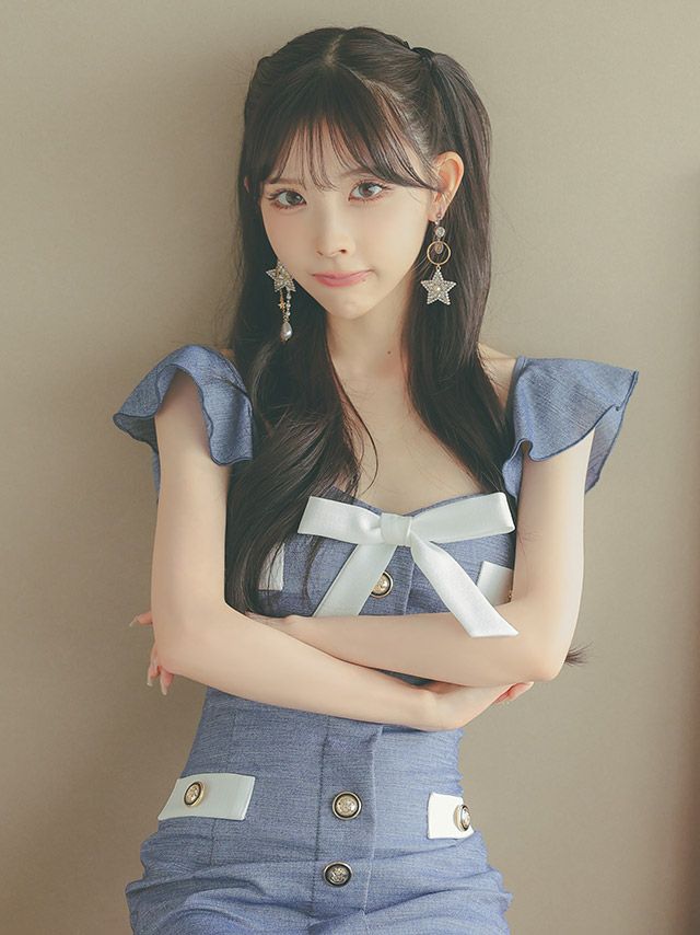 デニム風素材が涼しげな大人可愛いタイトワンピ♡