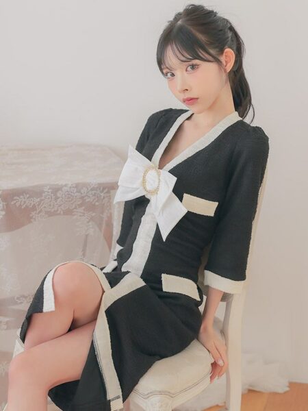 どんなシーンにも馴染む上品なデザインのドレス♡