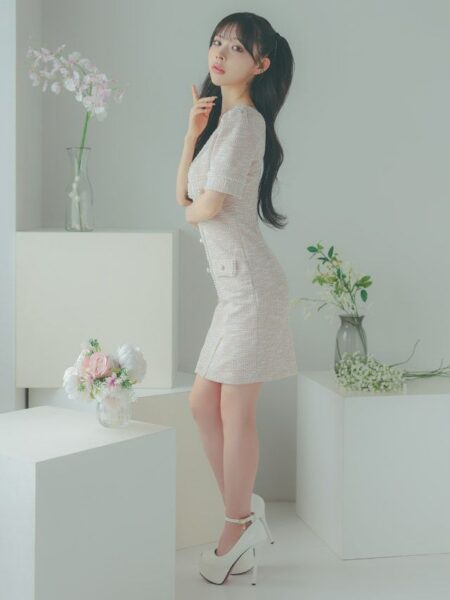 涼しげな素材感で夏も快適なミニドレス♡