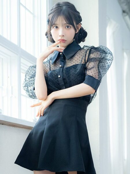 アクセや小物で印象チェンジも自由自在なセットアップドレス♡

