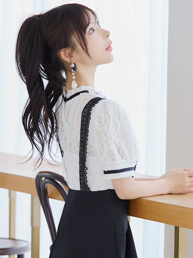 モノトーンでシックに決まるサロペ風フレアミニドレスドレス♡