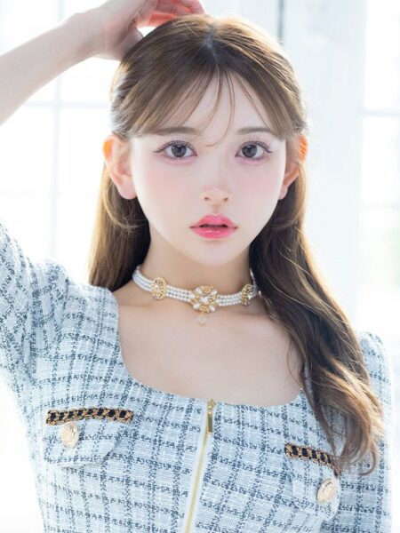 どんなスタイルにも馴染む上品チョーカー♡