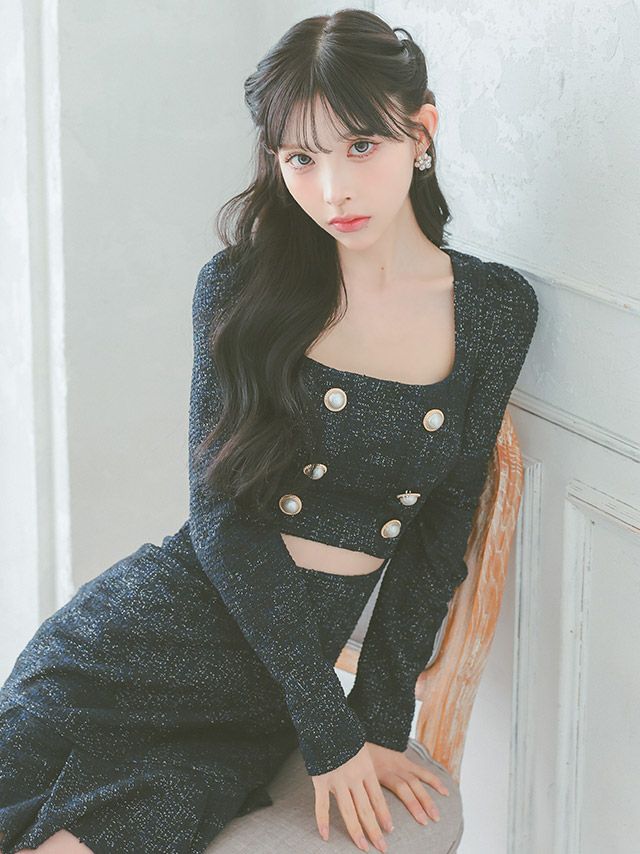 ブラックにラメが映えるブラックマーメイドミニドレス