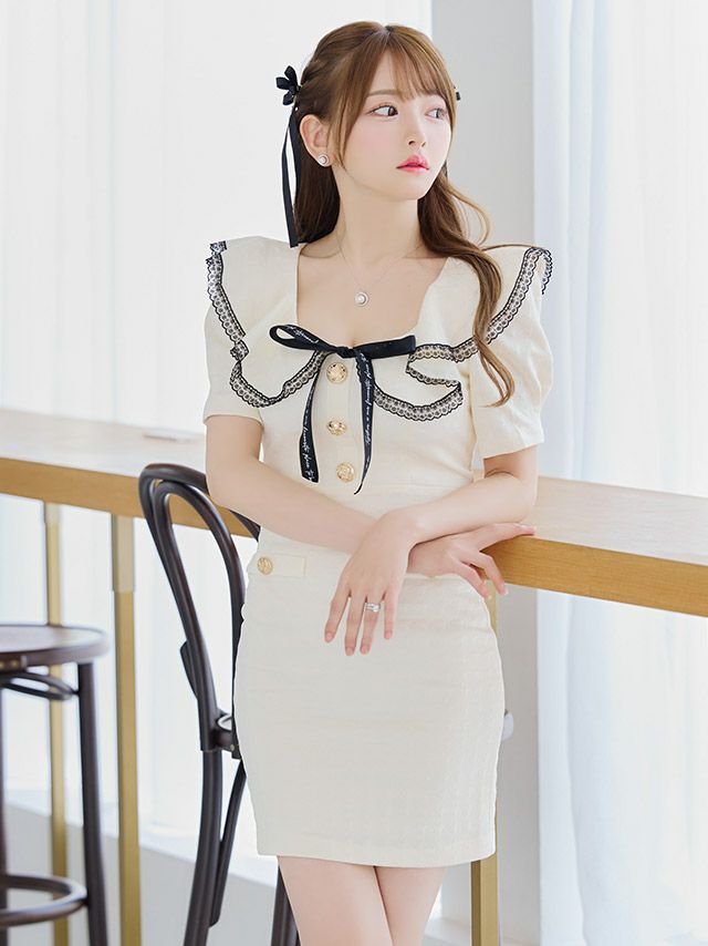 韓国ガーリームードたっぷりなドレス