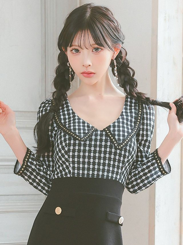 ギンガムチェックが可愛い、上品ガーリーな印象のマーメイドドレス