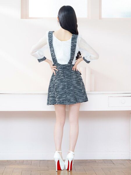 着心地のいい素材で着てるだけで安心。女の子の可愛いを詰め込んだ一着。