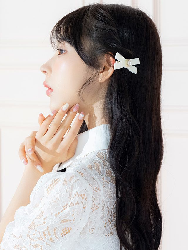 どんなドレスにも合う万能なリボンアクセサリー