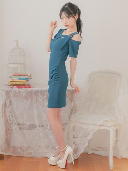 露出しすぎない抜け感で万人ウケも男ウケも抜群