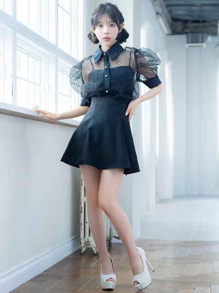 重くなりすぎないブラックの組み合わせが大人可愛い